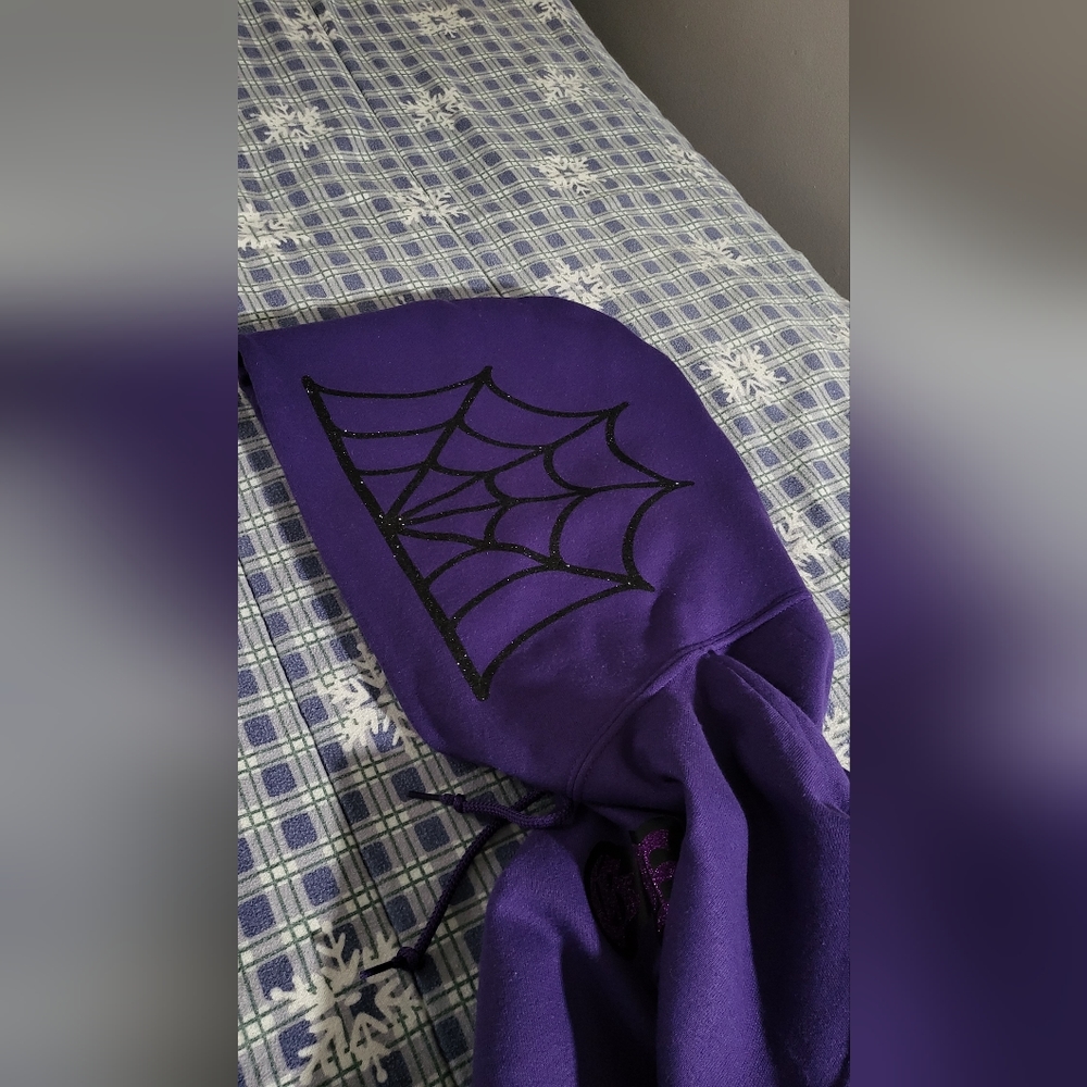 Hoodie - Picture 5 of 7